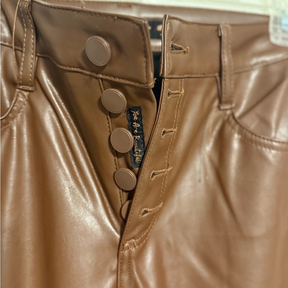 Brown leather pants - Picture 2 of 5